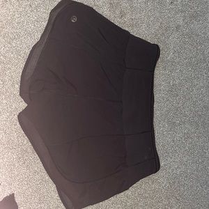 LULU LEMON SHORTS. zip up pocket and mesh waist band pocket.